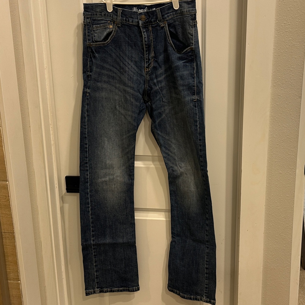 Wrangler Men's Indigo Slim Straight Jeans